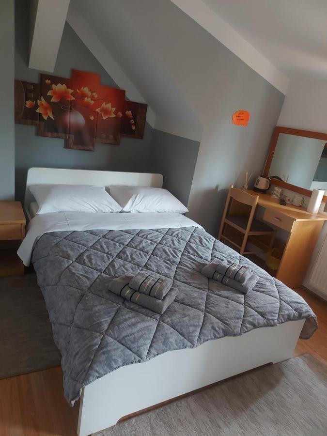 Guest House Neno Ogulin Kültér fotó