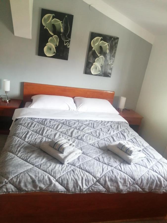 Guest House Neno Ogulin Kültér fotó