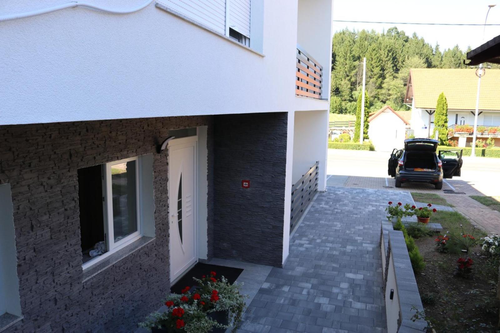 Guest House Neno Ogulin Kültér fotó