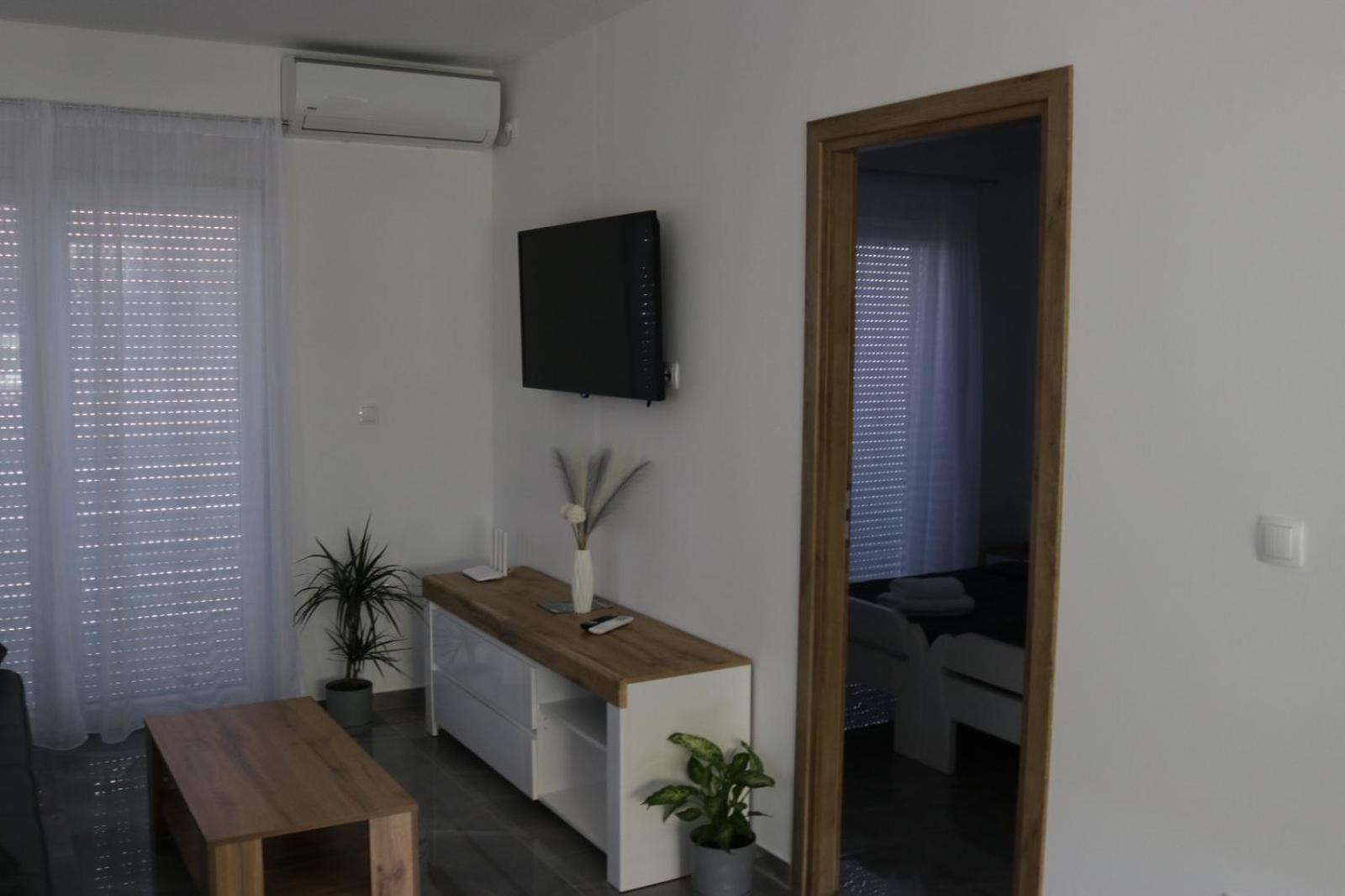 Guest House Neno Ogulin Kültér fotó