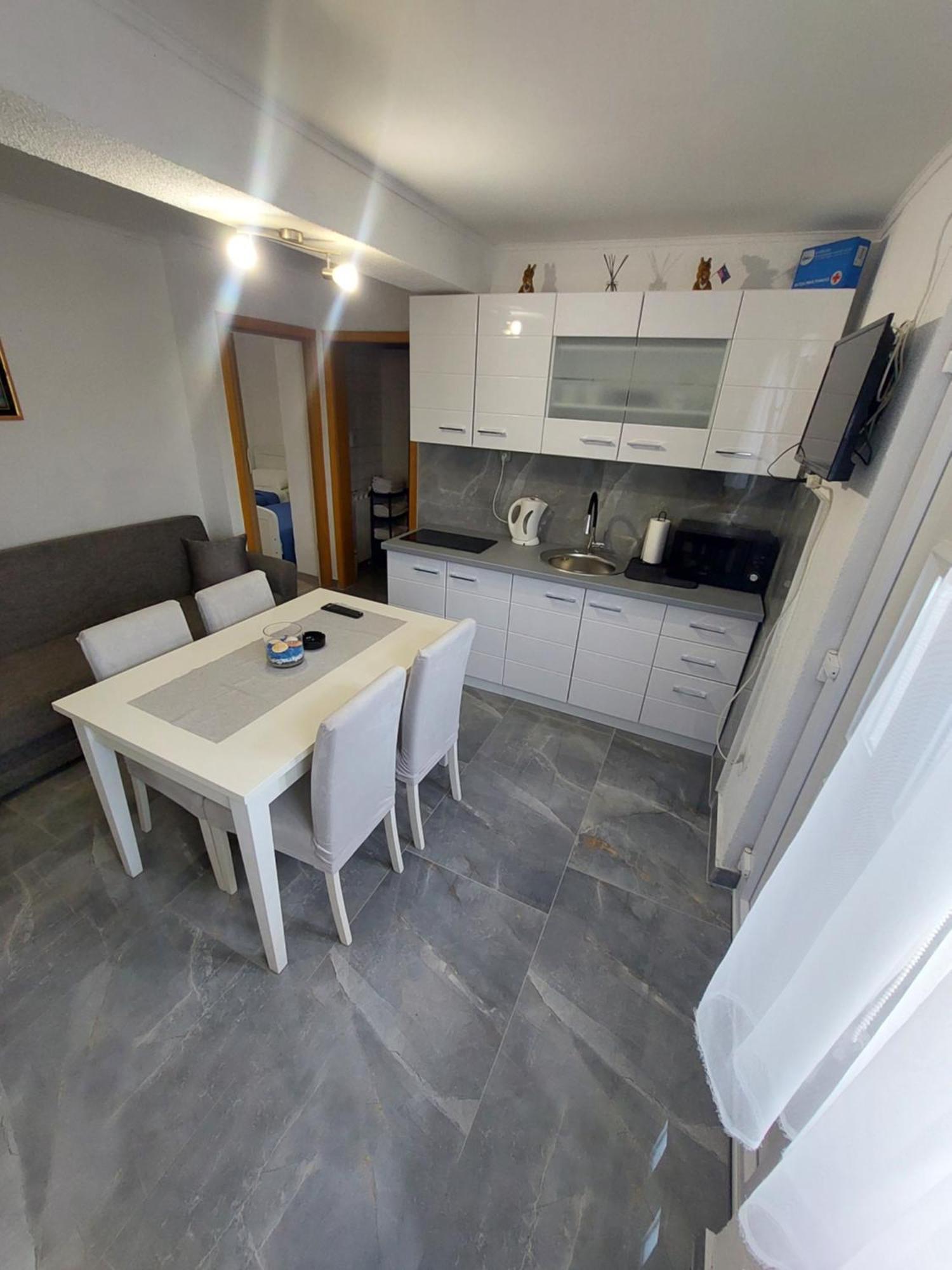 Guest House Neno Ogulin Kültér fotó